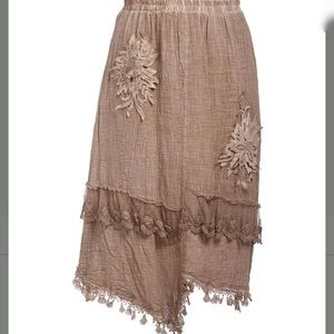 NWT floral linen blend asymmetrical skirt -large